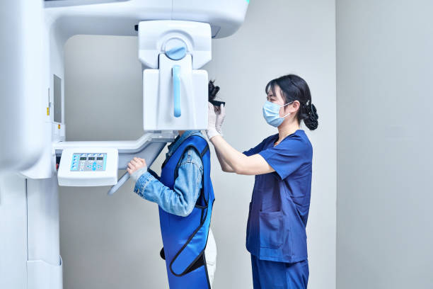 Best Holiday Emergency Dentist in Taylor Lake Village, TX